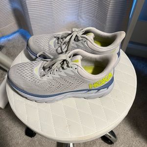 Hoka Clifton
